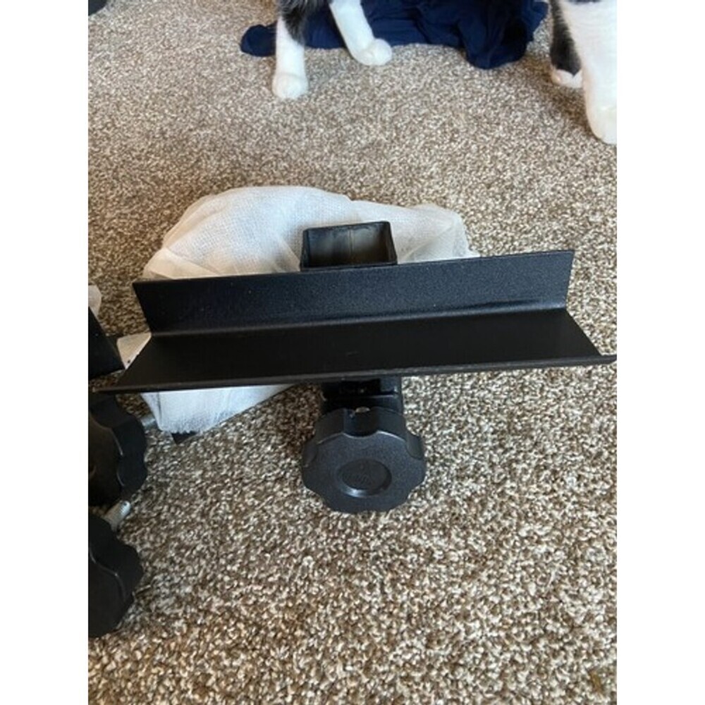 Metal Painting Holder For Easel - Heavy Duty
